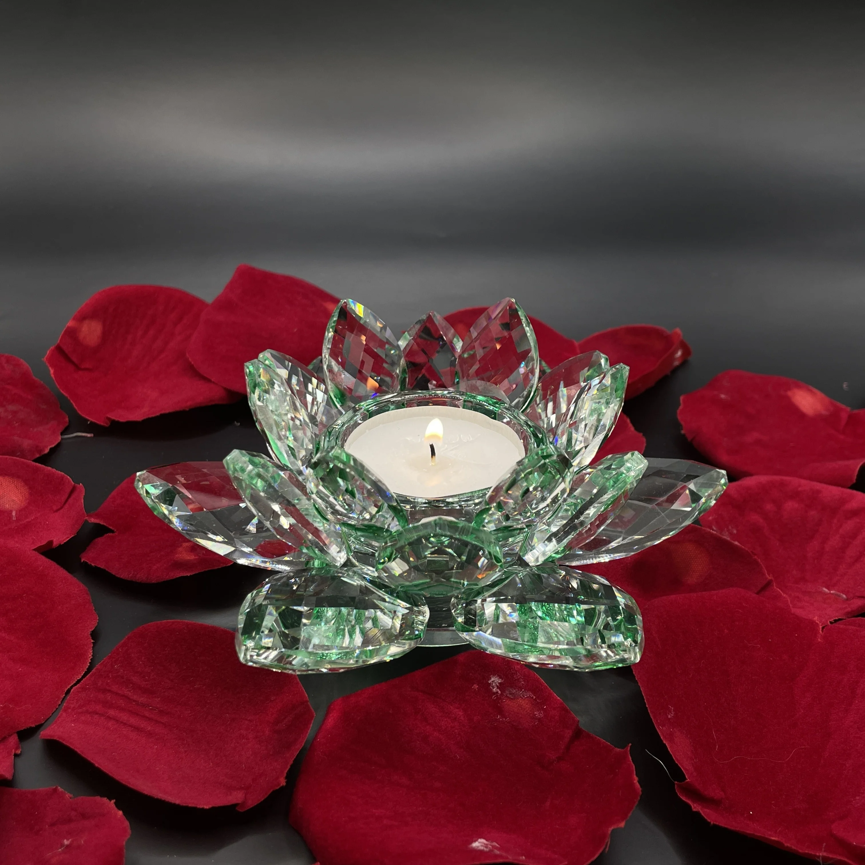Levně Křišťálové sklo - Svícen lotosový květ Exclusive, Zelená